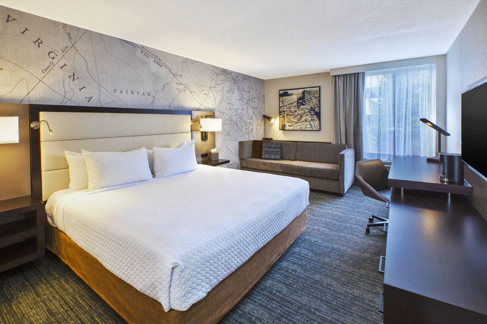Doubletree By Hilton Mclean Tysons Ξενοδοχείο Tysons Corner Εξωτερικό φωτογραφία