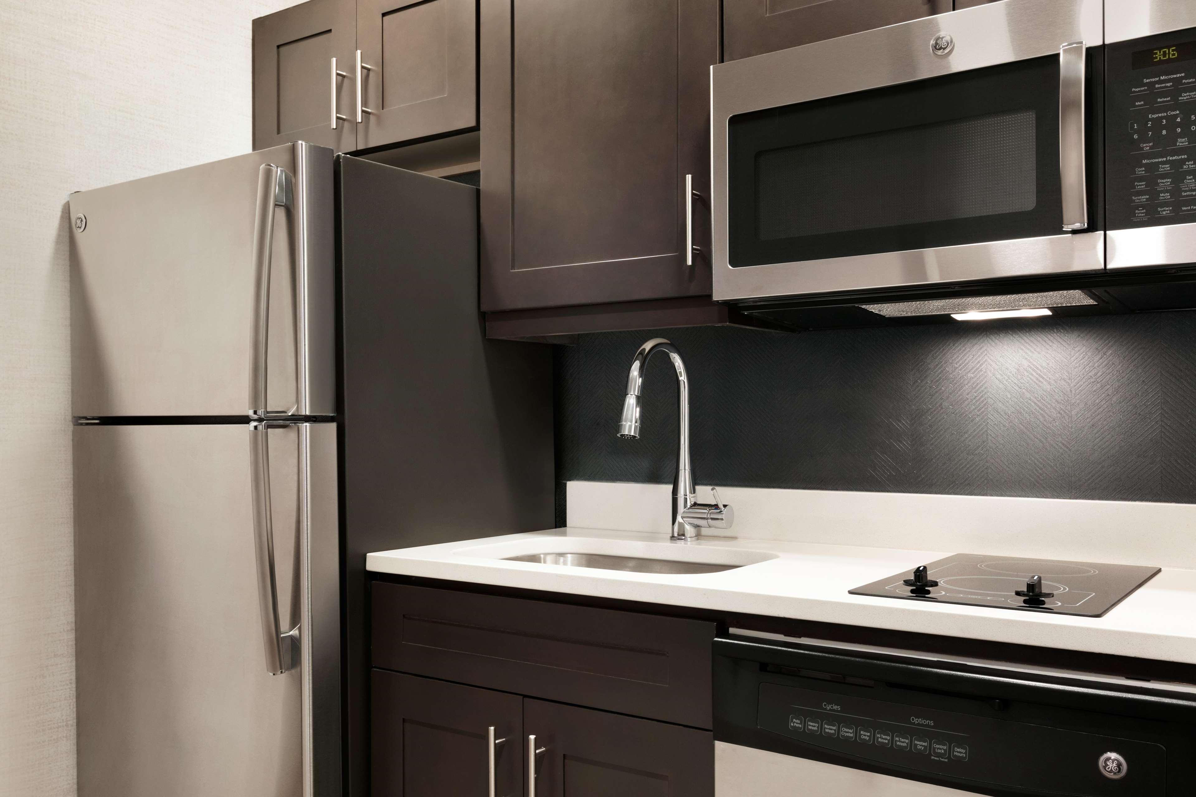 Doubletree By Hilton Mclean Tysons Ξενοδοχείο Tysons Corner Εξωτερικό φωτογραφία