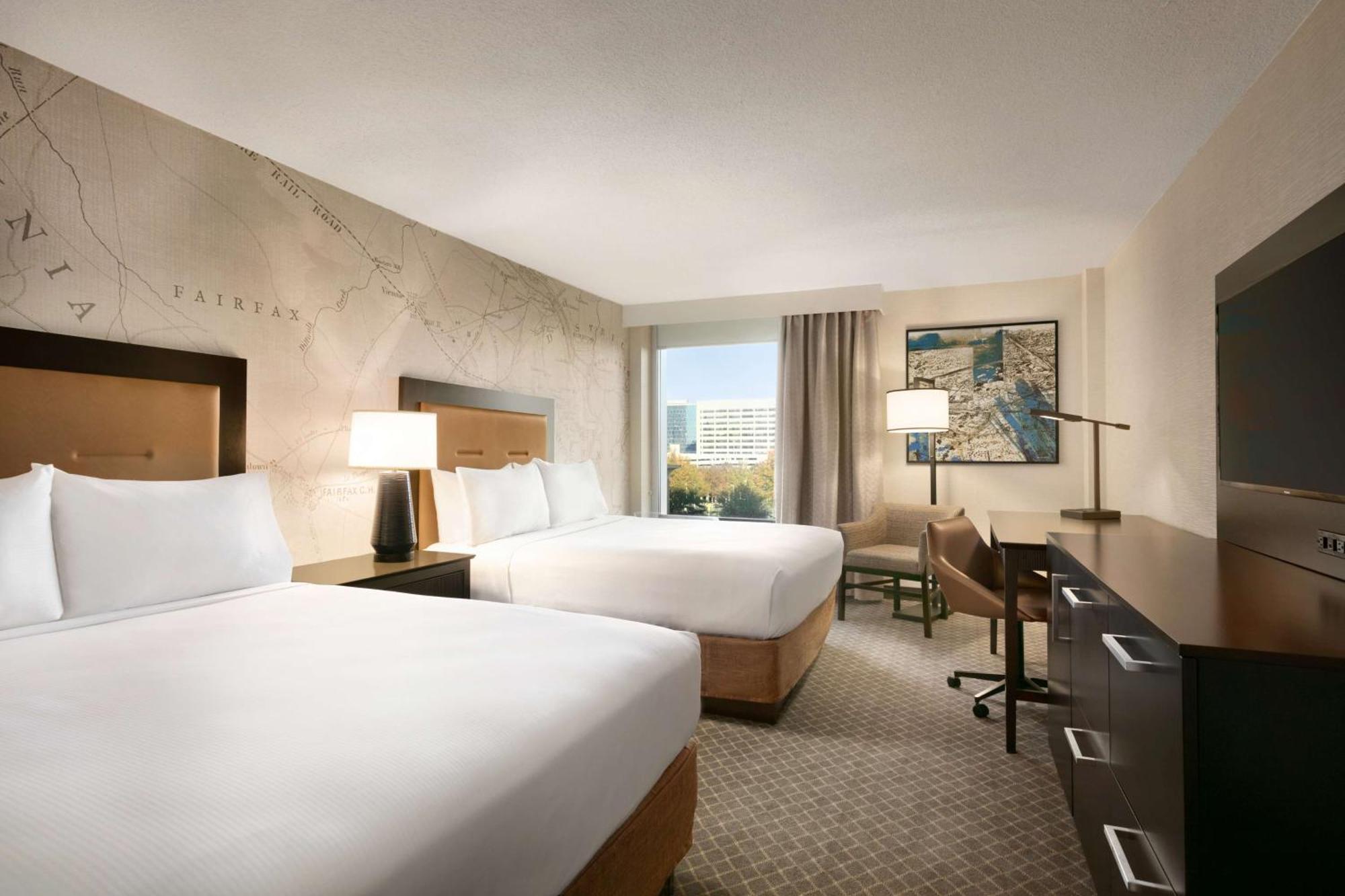 Doubletree By Hilton Mclean Tysons Ξενοδοχείο Tysons Corner Εξωτερικό φωτογραφία