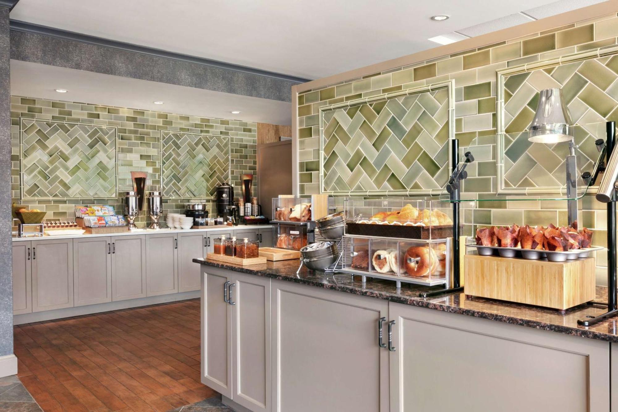 Doubletree By Hilton Mclean Tysons Ξενοδοχείο Tysons Corner Εξωτερικό φωτογραφία