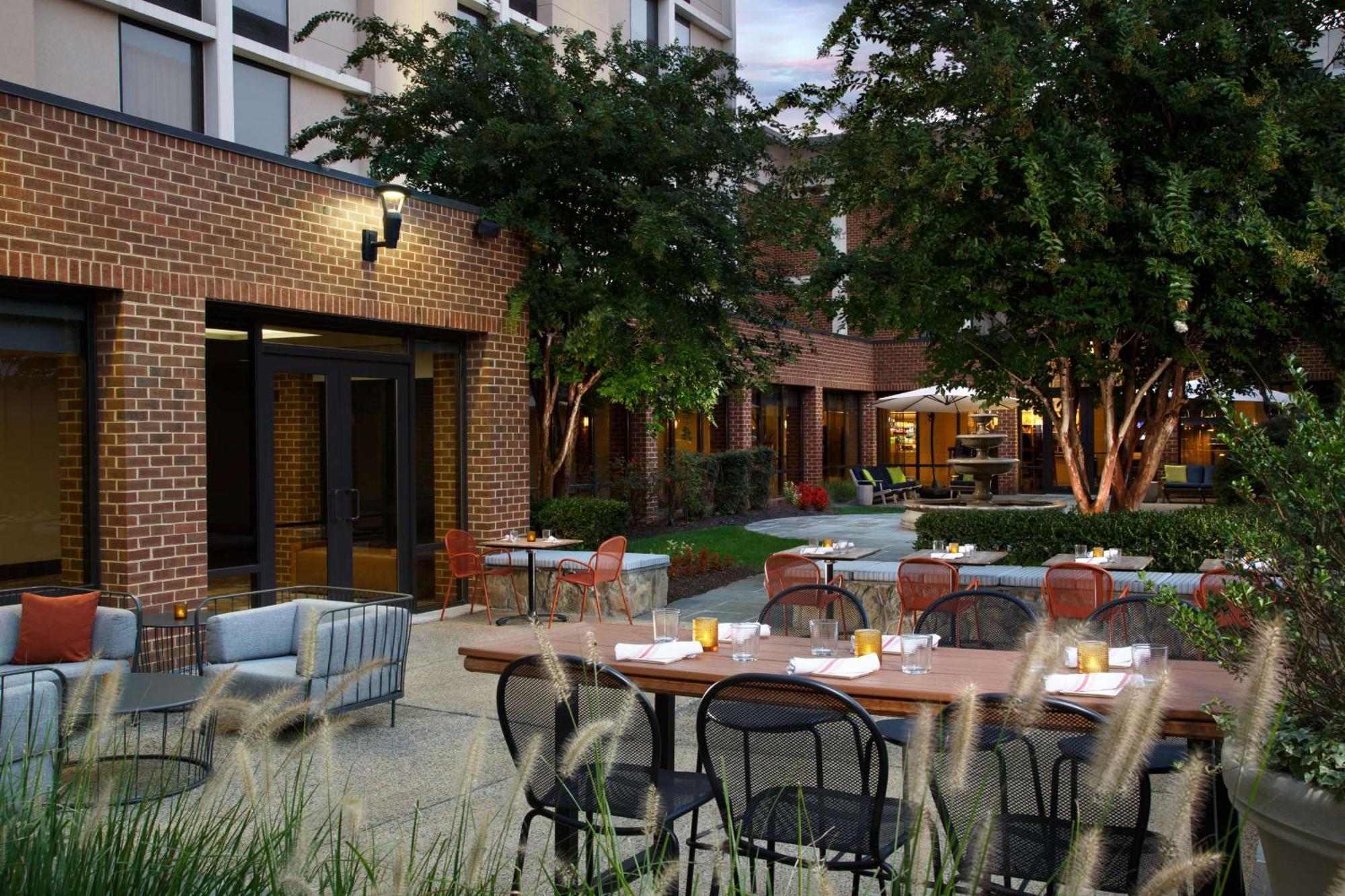 Doubletree By Hilton Mclean Tysons Ξενοδοχείο Tysons Corner Εξωτερικό φωτογραφία