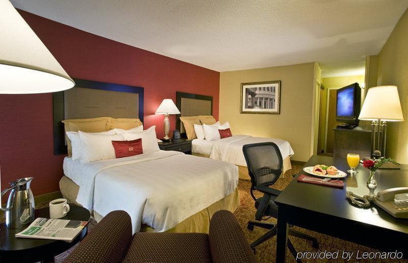 Doubletree By Hilton Mclean Tysons Ξενοδοχείο Tysons Corner Δωμάτιο φωτογραφία