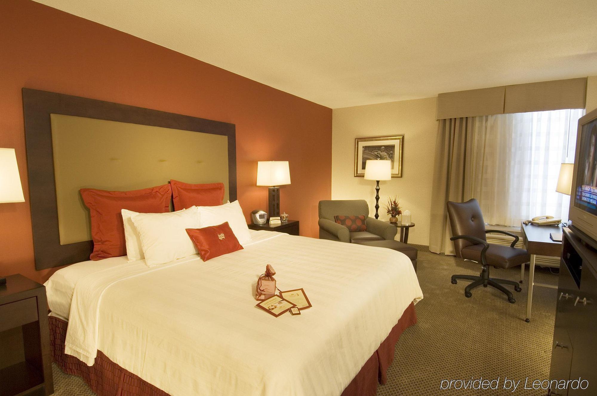 Doubletree By Hilton Mclean Tysons Ξενοδοχείο Tysons Corner Δωμάτιο φωτογραφία